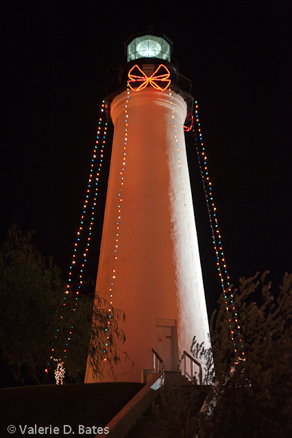 Port Isabel Decorates for the Holidays!